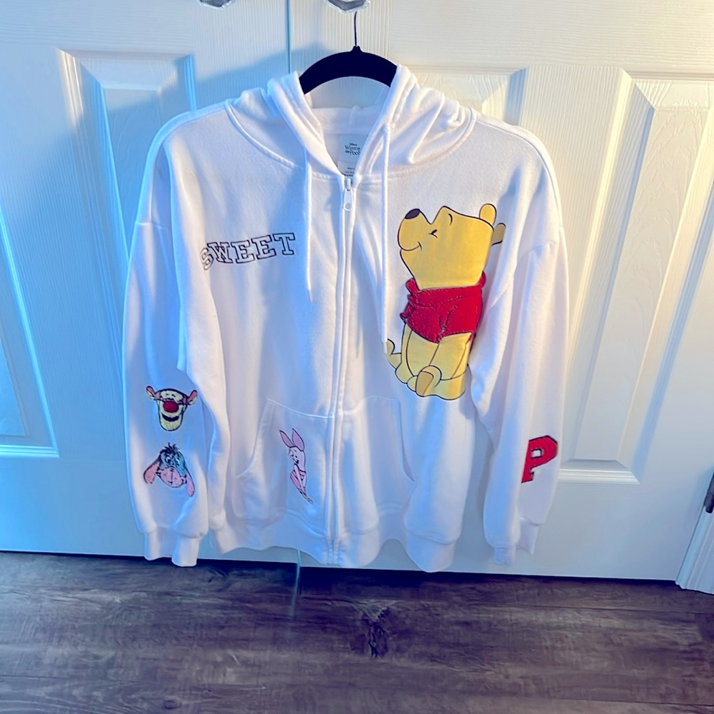 Disney Winnie the Pooh zipper hoodie-NWOT